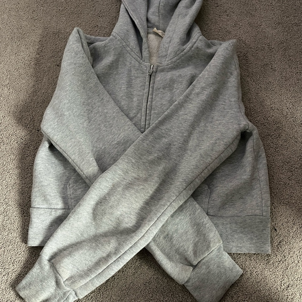 Brandy Melville cropped grey zip up